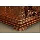 Antiguo Humidor Puros, en Madera Bosque Negro y Tallado a Mano