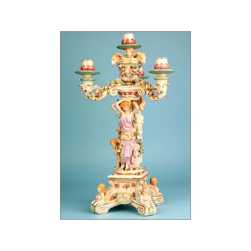 Great Chinese porcelain candlestick.