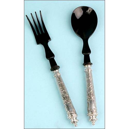 Pair of Serving Cutlery. Silver. S. XIX