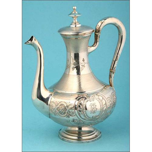 Magnificent French Teapot in Solid Silver of the XXI-XX Century.