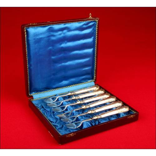 Original Solid Silver Oyster Box with 6 Oyster Cutlery. Germany. GERMANY. 19TH CENTURY.