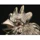 Gallo de Plata Maciza Labrado a Mano. Años 60 del S. XX. Con gemas en los ojos. 250 gramos