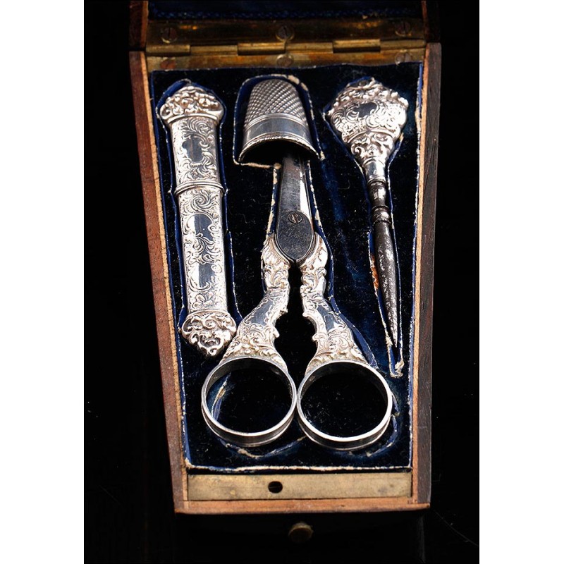 Antique Solid Silver Sewing Set in its Original Case. France, XIX Century