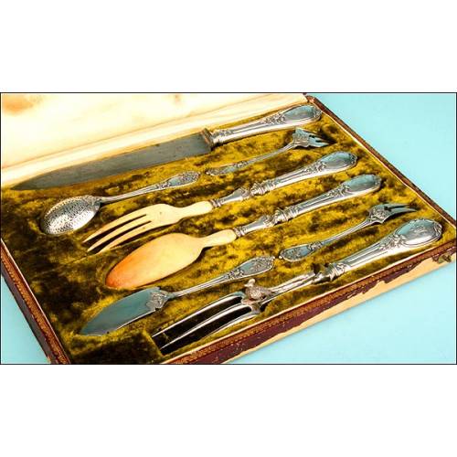 French Eight Cutlery Serving Set. Late 19th Century