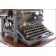 Underwood Typewriter in Good Condition. Spain, 1915