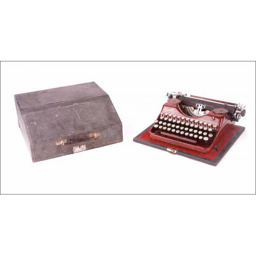 Antique Rheinmetall Portable Typewriter, 1930's.