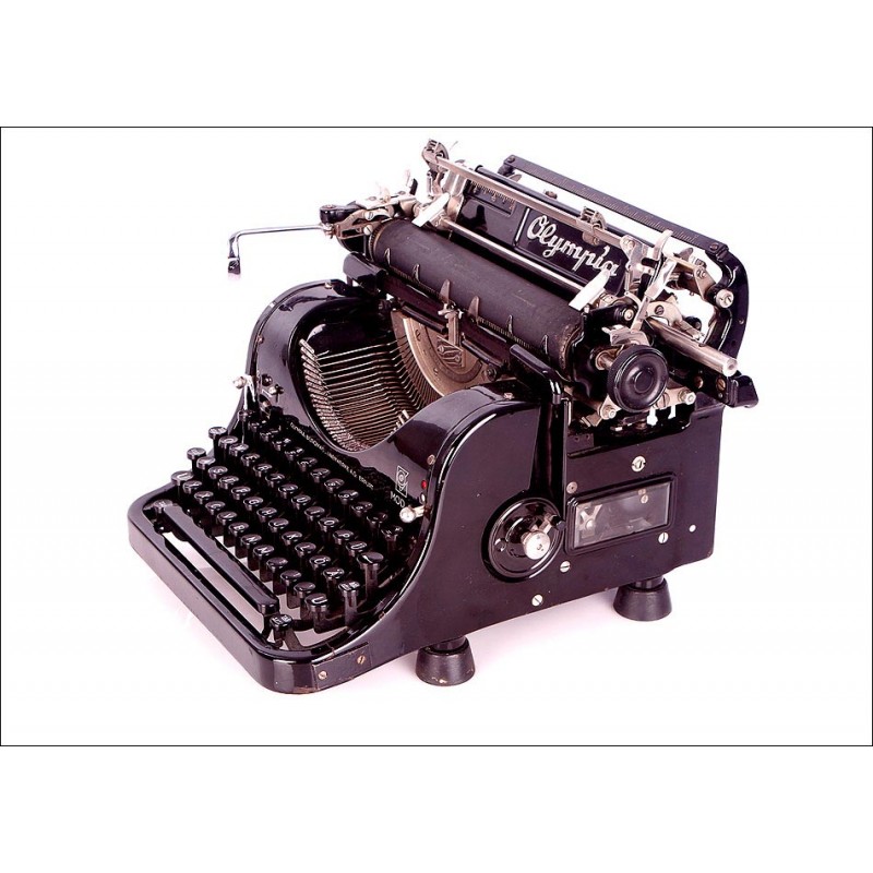 Máquina de Escribir Antigua Olympia. Funcionando Perfectamente. Alemania, Años 30