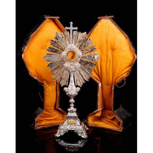 Antique Solid Silver Monstrance. France, XIX Century
