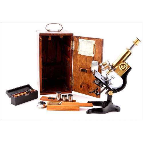 Antique Leitz E. Leitz Microscope. Germany, 1920