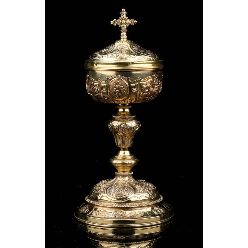 Antique Ciborium. Gilt Silver. France, S. XIX