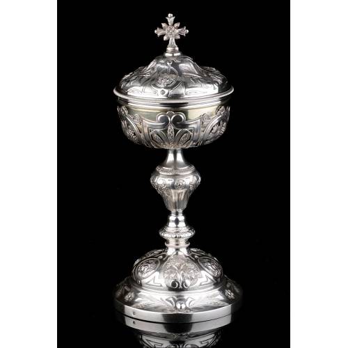 Antique Liturgical Ciborium. Silver. France S. XIX