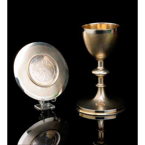 Antique Chalice and Paten in Solid Silver Gilt. France, Circa 1900