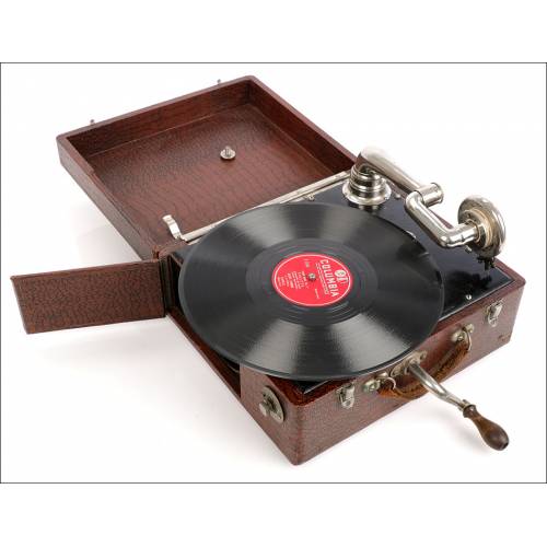 Antique Limania Suitcase Gramophone. Czechoslovakia, 1930s