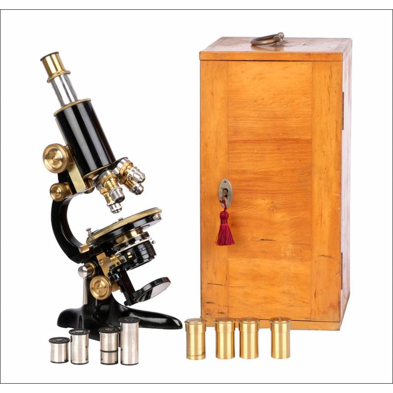 Antiguo Microscopio Otto Seibert Wetzlar. Alemania, 1920.