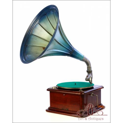 Antique Odeon horn gramophone with Mahogany Case. Germany, Circa 1920
