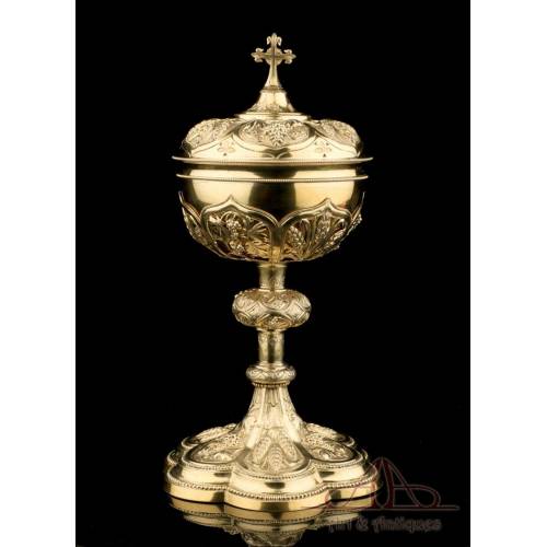 Antique Gilt Solid-Silver Ciborium. France, 19th century