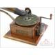 Antique Berliner New Style Gramophone-Phonograph. France, 1902-1905