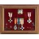 Medallas e insignias de capitán de la Legión Española. Bien conservadas.