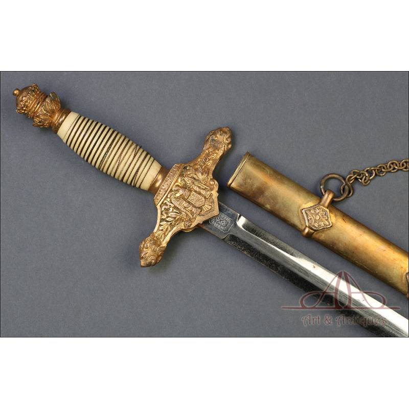 Antique Dagger for Officer Cadet of the Military Academy, Model 1940. Spain