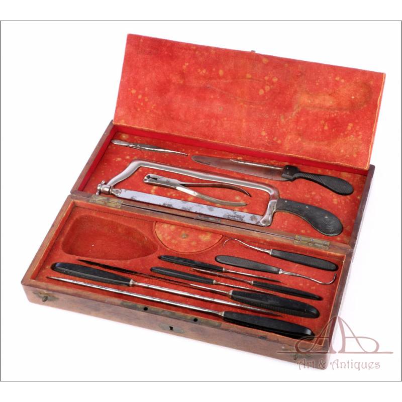 Antique Lüer Surgery or Surgeon Set. France, 19th Century