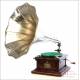 Antique Victor IV Gramophone with Nickel-Plated Horn. USA, Circa 1915