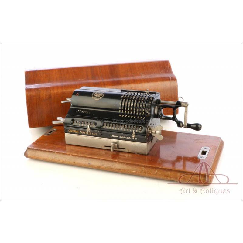 Antique Brunsviga MR Mechanical Calculator. Germany, 1920s