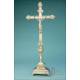 Gran Crucifijo o Cruz de Altar en Metal Plateado. S. XIX