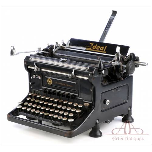 Antique Ideal Typewriter Model D. Germany, 1935