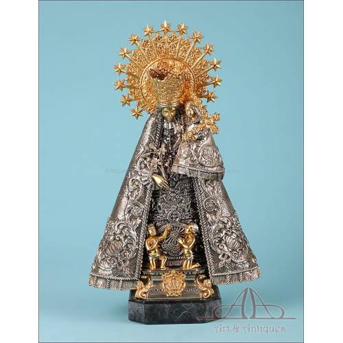 Silver Virgin Lady of the Forsaken, Patron Saint of Valencia. Spain. Piró silversmiths