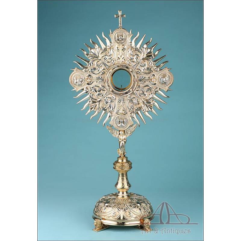 Striking Antique Silver Monstrance with Real Diamonds. Spain, Circa 1950