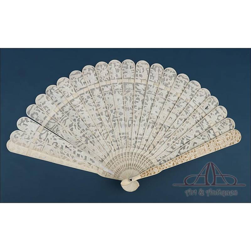 Antique Chinese Carved Ivory Fan. China, XIX Century