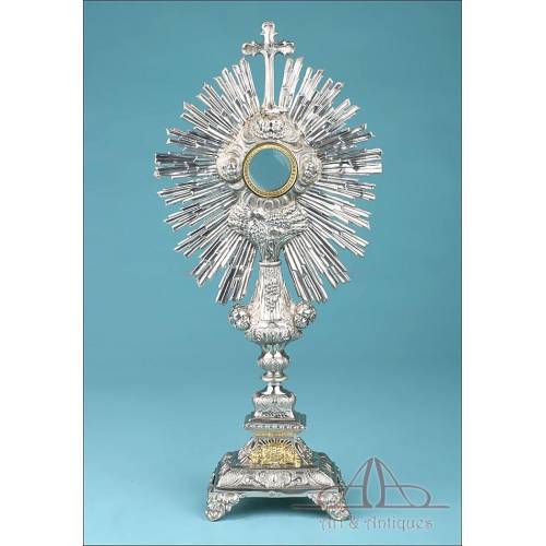 Antique Silver Monstrance or Reliquary by Favier. France, Circa 1880