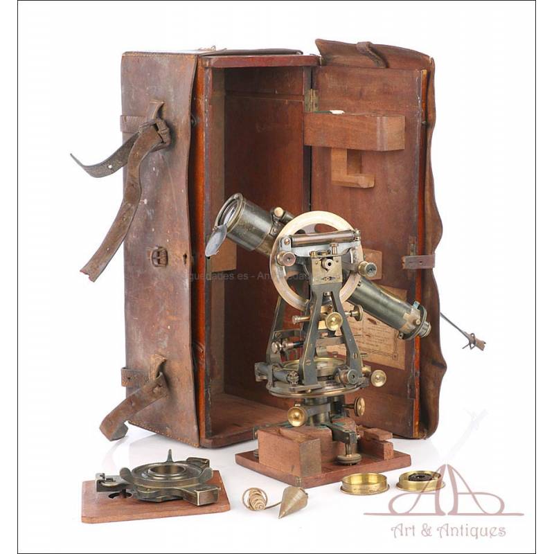 Antique Troughton & Simms Theodolite. England, Circa 1920