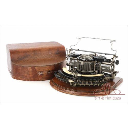 Antigua Máquina de Escribir Hammond 12 con Teclado Curvo. USA, 1905