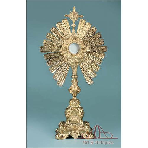 Gorgeous Antique Gilt Silver Monstrance. France, Circa 1880