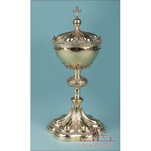 Gorgeous Antique Gilt and White Silver Ciborium. France, 19th Century