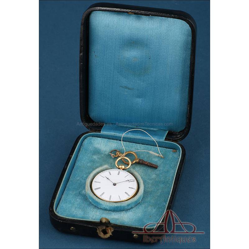 Bonito Reloj de Bolsillo de Cilindro en Oro de 18K para Señora. Francia, Circa 1870.