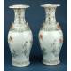 Importante Pareja de Jarrones de Porcelana China Antigua. 60 cms. Periodo Qing. S. XIX