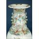 Importante Pareja de Jarrones de Porcelana China Antigua. 60 cms. Periodo Qing. S. XIX