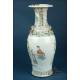 Importante Pareja de Jarrones de Porcelana China Antigua. 60 cms. Periodo Qing. S. XIX