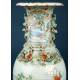 Importante Pareja de Jarrones de Porcelana China Antigua. 60 cms. Periodo Qing. S. XIX