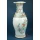 Important Pair of Antique Chinese Porcelain Vases. 23.62 in / 60 cm. Qing Period. 19th Century