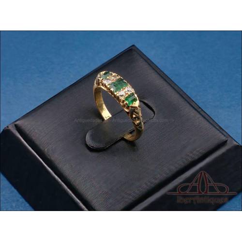 18K Gold Ring, 4 Diamonds and 3 Natural Emeralds, 1980s