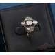 Elegante Anillo antiguo en oro 18K con 7 diamantes naturales.