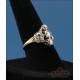 Elegante Anillo antiguo en oro 18K con 7 diamantes naturales.
