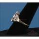 Elegante Anillo antiguo en oro 18K con 7 diamantes naturales.
