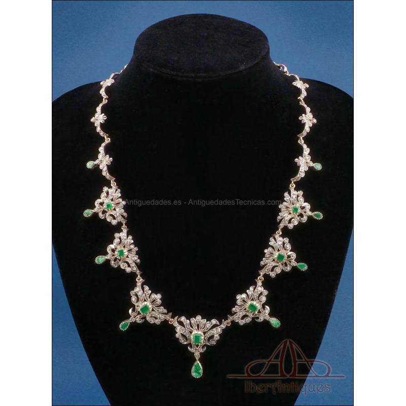 Collar Vintage de oro 18K con 9 esmeraldas y 250 diamantes, circa 1950