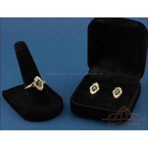 Beautiful set of 18K gold ring and earrings, diamonds and sapphire