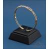 Vintage 18K Gold Bangle with 24 Natural Diamonds c. 1980