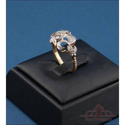 Antique 18K Gold Ring with Natural Diamonds, 1930s